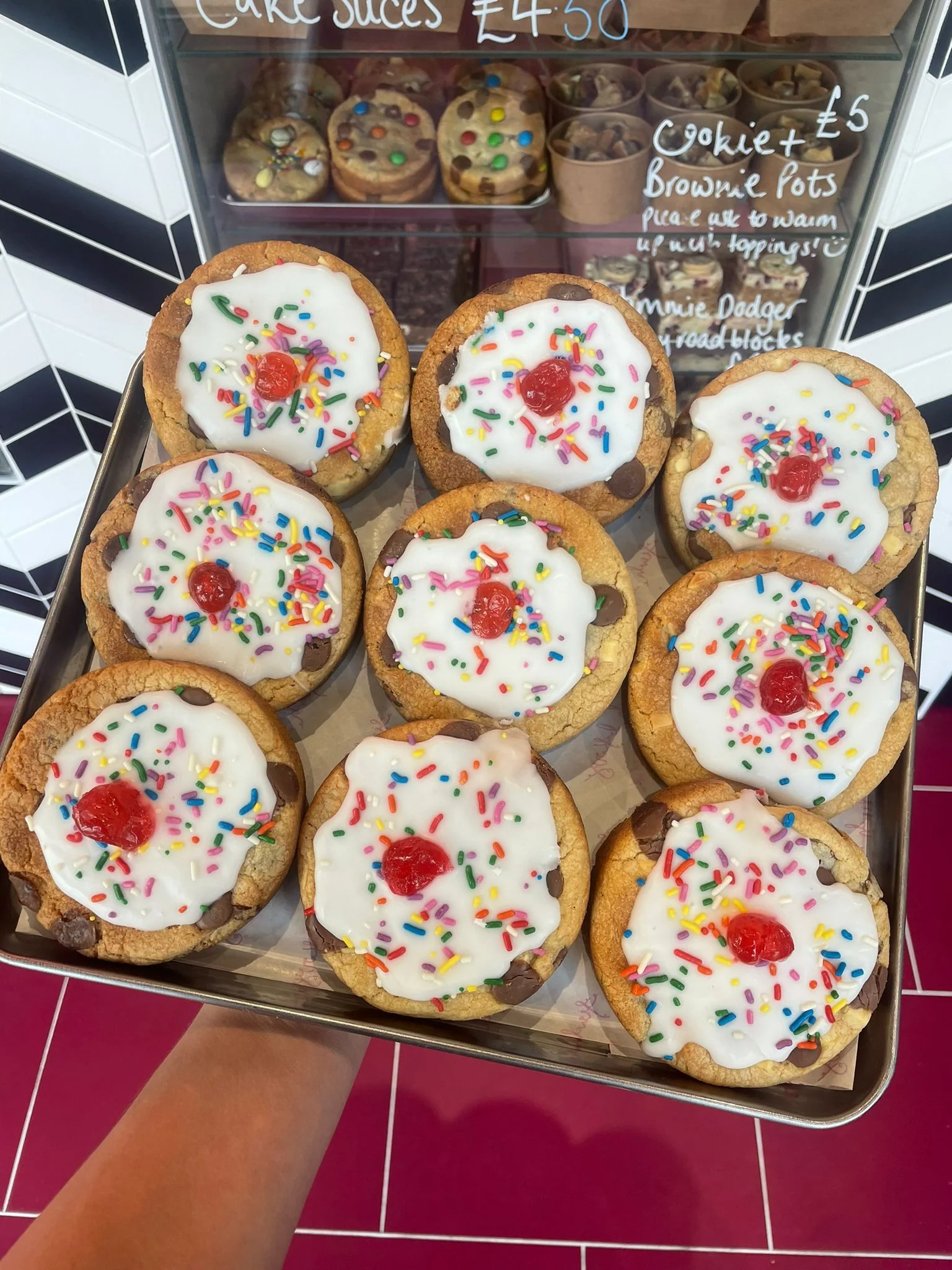 Thumbnail 3